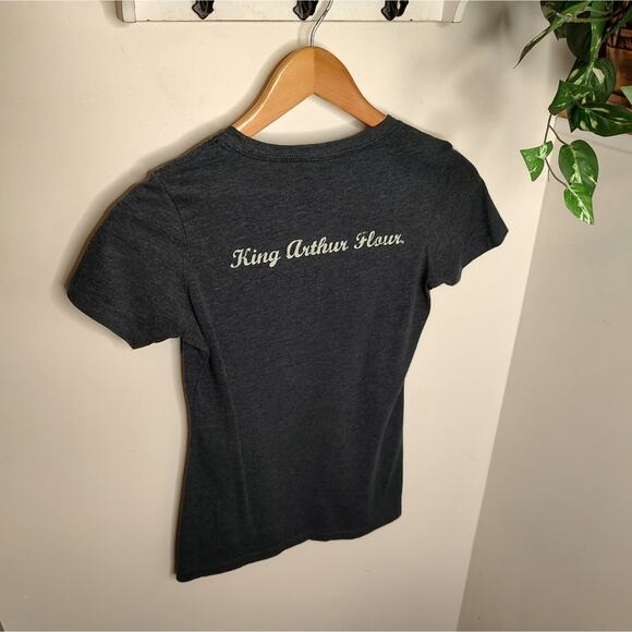 King Arthur Flour "bake" Tee Small - Picture 4 of 7